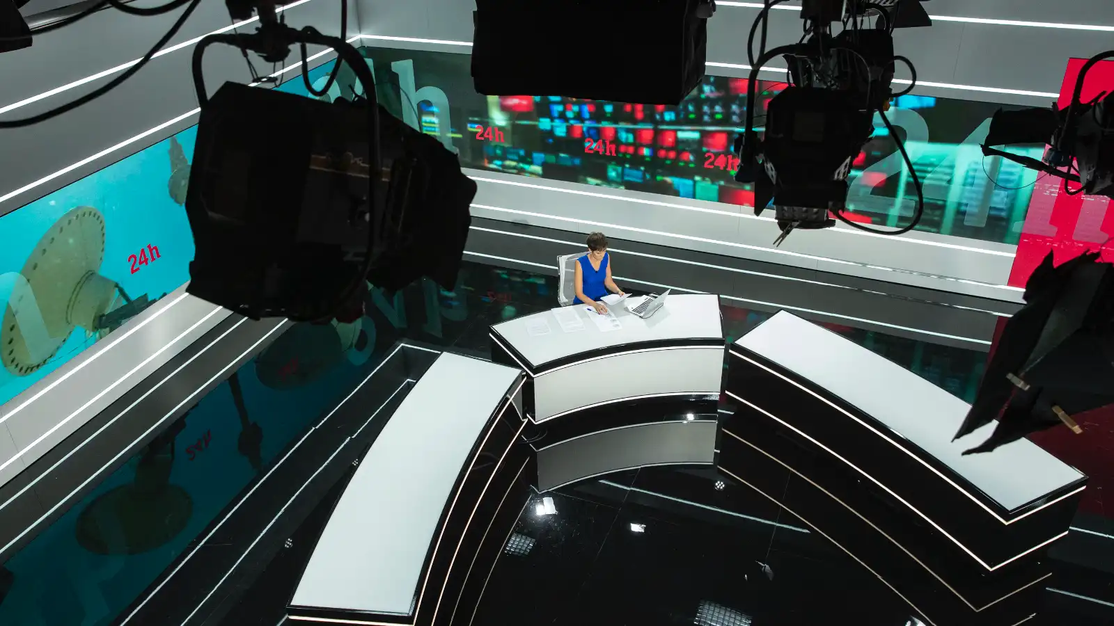 Paula en estudio del 24H